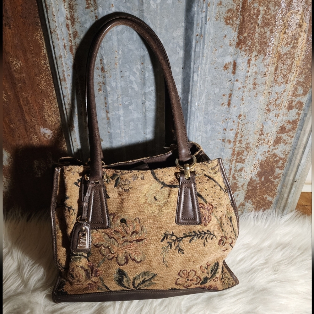 VINTAGE Golden Threaded Floral Tapestry & Leather Large Liz Claiborne Hand Bag - Picture 1 of 17